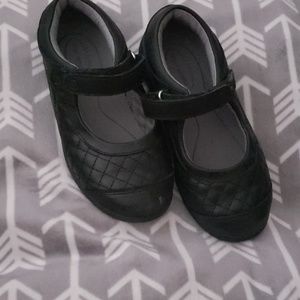 Girls  dress shoes